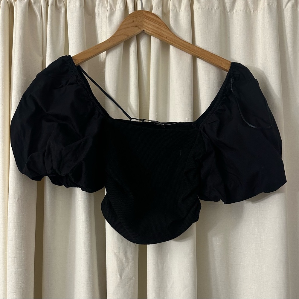 NEW Zara top
